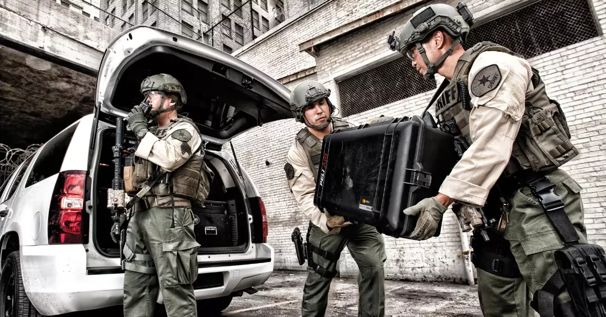 UNMATCHED PROTECTION IN LIGHTWEIGHT DESIGN: ULTRA-LIGHTWEIGHT CASE FOR TACTICAL PROFESSIONALS 